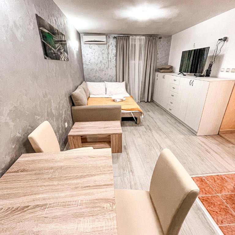 AvR Street Budva - Apartman sa 1 Spavaćom Sobom - 1