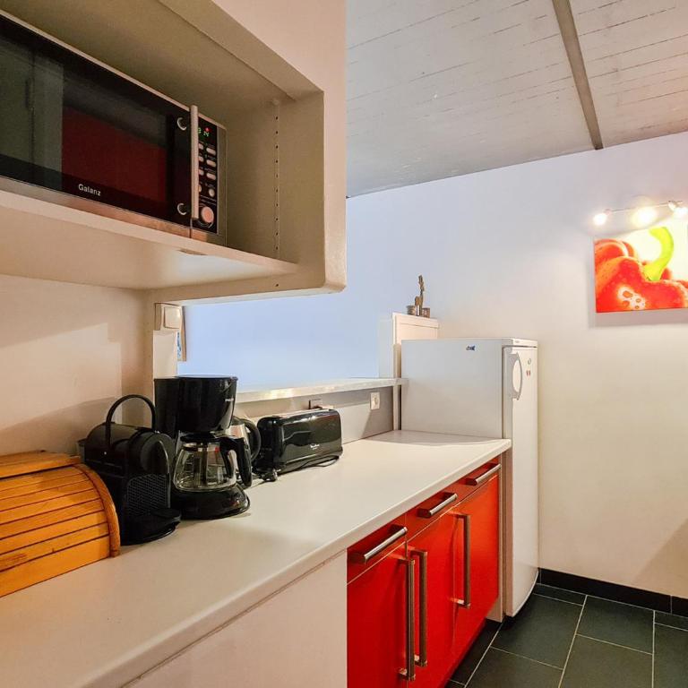 Appartement spacieux, balcon - 8 pers. - FR-1-425-218 - Apartment - 2