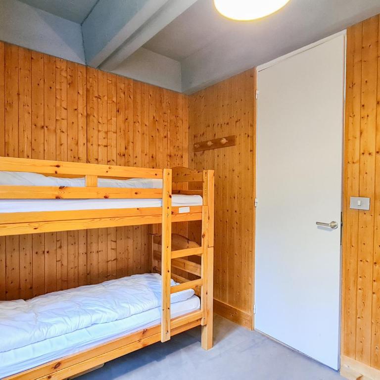Appartement spacieux, balcon - 8 pers. - FR-1-425-218 - Apartment - 5