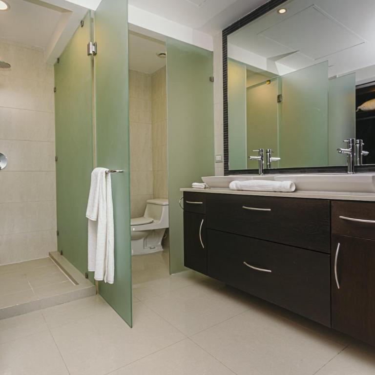 Casa Las Perlas NEW !! At Mareazul condo - Two-Bedroom Apartment - 7