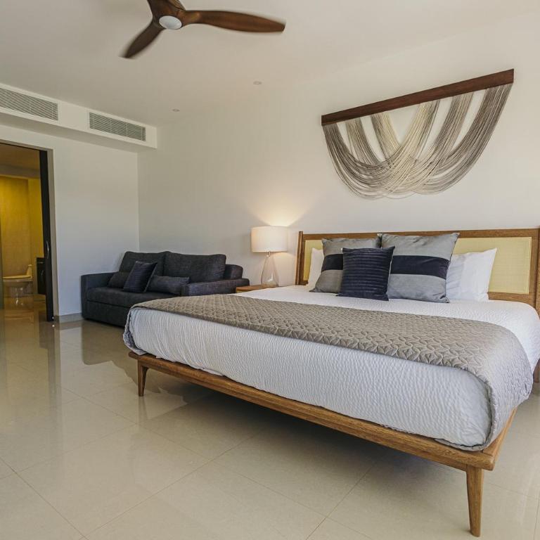 Casa Las Perlas NEW !! At Mareazul condo - Two-Bedroom Apartment - 1