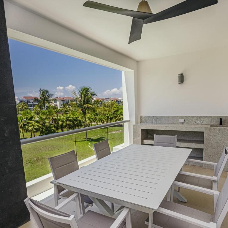 Casa Las Perlas NEW !! At Mareazul condo - Two-Bedroom Apartment - 24