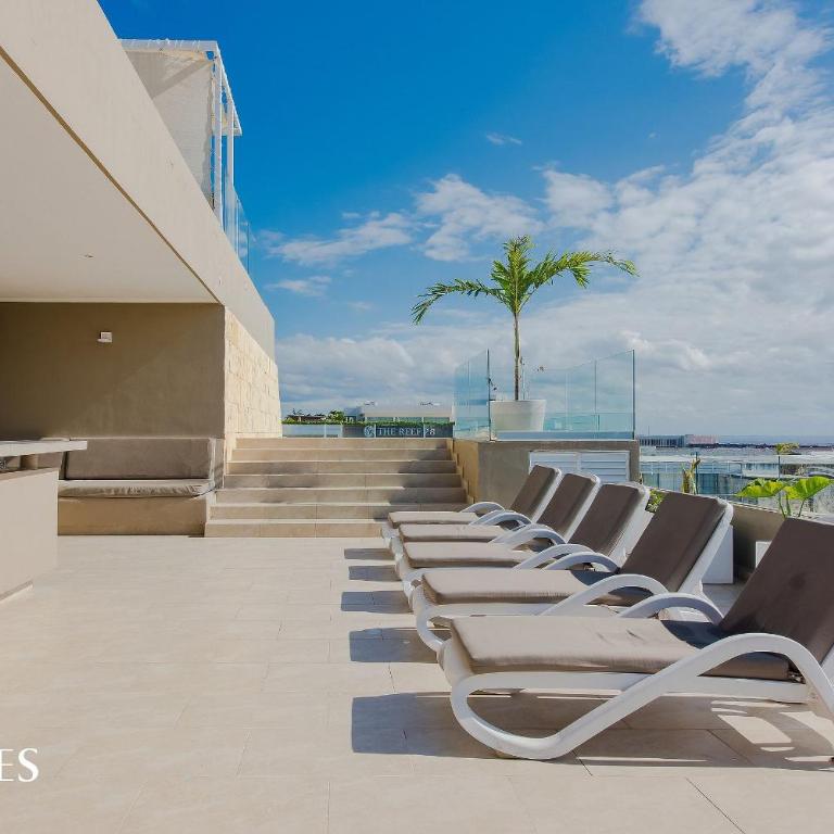 1BR | Steps from the Beach | Rooftop Pool - One-Bedroom Apartment - 20