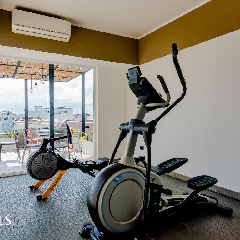 1BR | Steps from the Beach | Rooftop Pool - One-Bedroom Apartment - 25