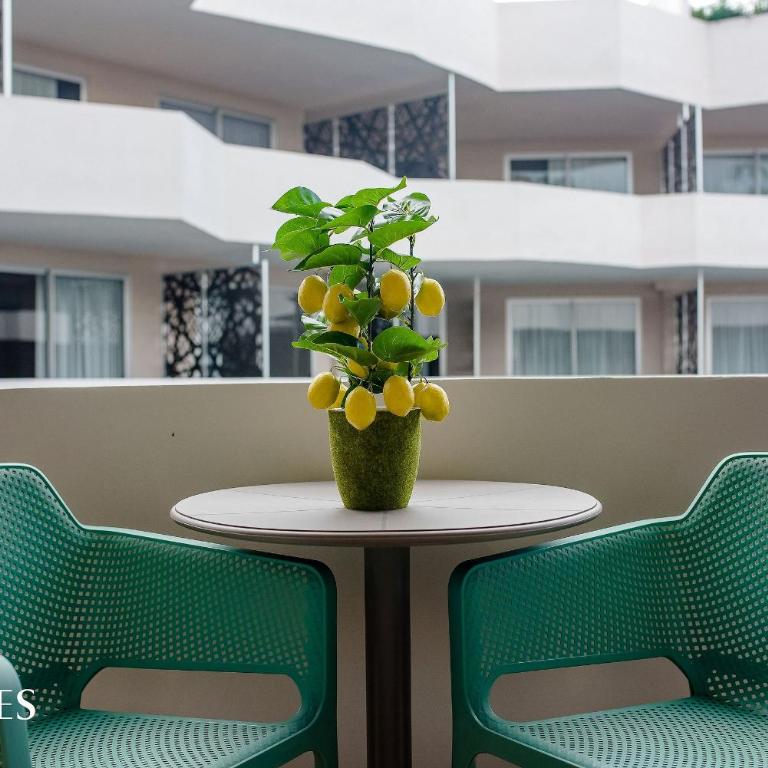1BR | Near the Beach | Pool View - One-Bedroom Apartment - 15
