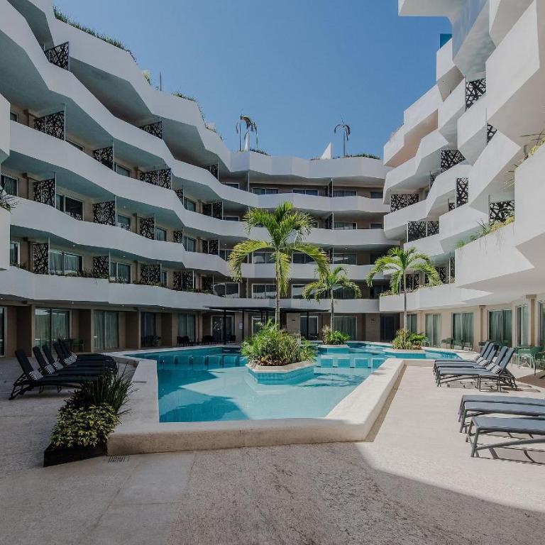 1BR | Near the Beach | Pool View - One-Bedroom Apartment - 21