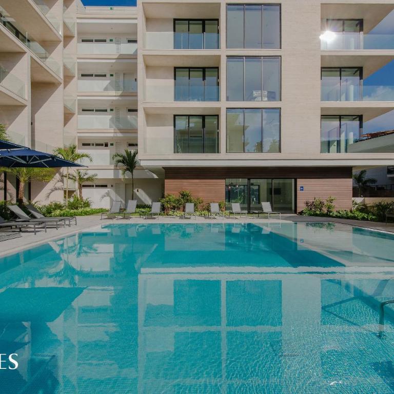 2 Br. | Steps away from the beach | Heated Pool - Two-Bedroom Apartment with Balcony - 8