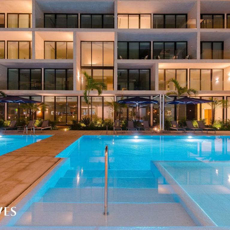 2 Br. | Steps away from the beach | Heated Pool - Two-Bedroom Apartment with Balcony - 16