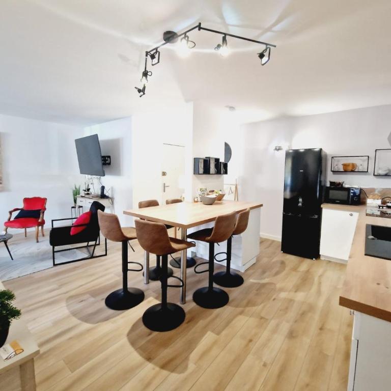 Appartement 3 salles de bains 3 chambres 6 personnes - Appartement 3 Chambres - 8