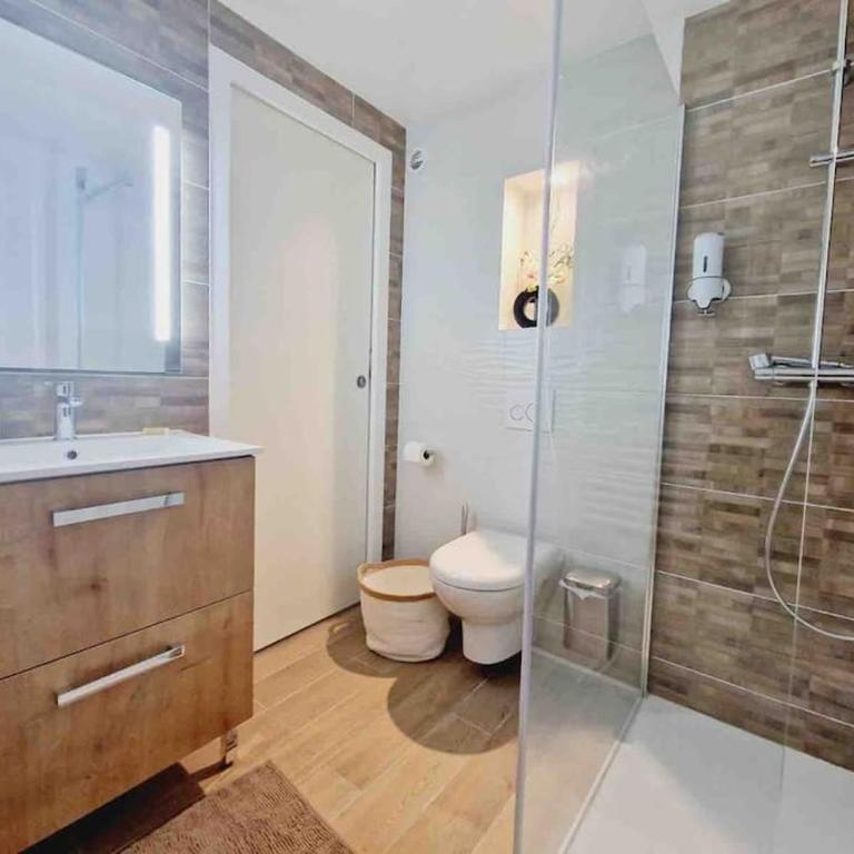 Appartement 3 salles de bains 3 chambres 6 personnes - Appartement 3 Chambres - 13