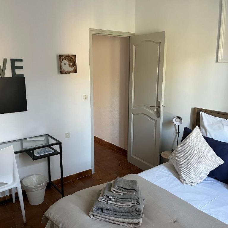 Villa les 3 lumières 8-10 personnes, Clim, piscine à proximité des plages - Villa mit privatem Pool - 20