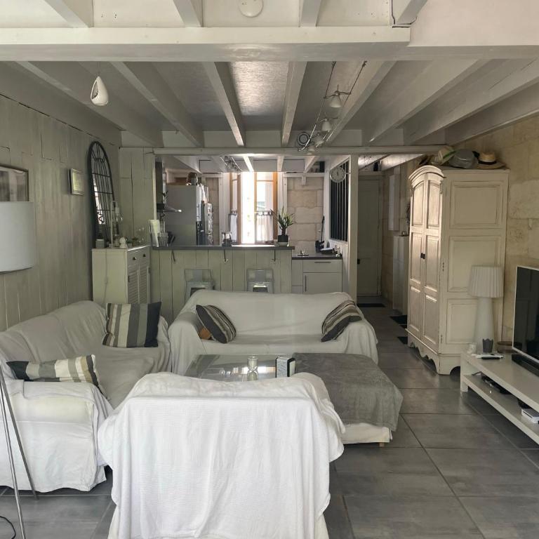 Maison cosy entièrement climatisée avec piscine - Maison 2 Chambres - 10