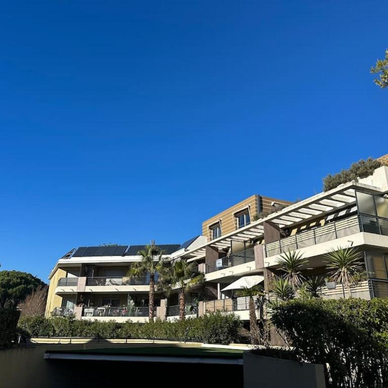 L'appart idéal famille, terrasse, piscine, plage - Appartement 2 Chambres - 32