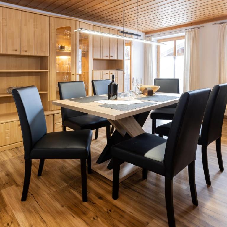 Ferienwohnungen Oberstdorf Schwartges - Two-Bedroom Apartment - 3