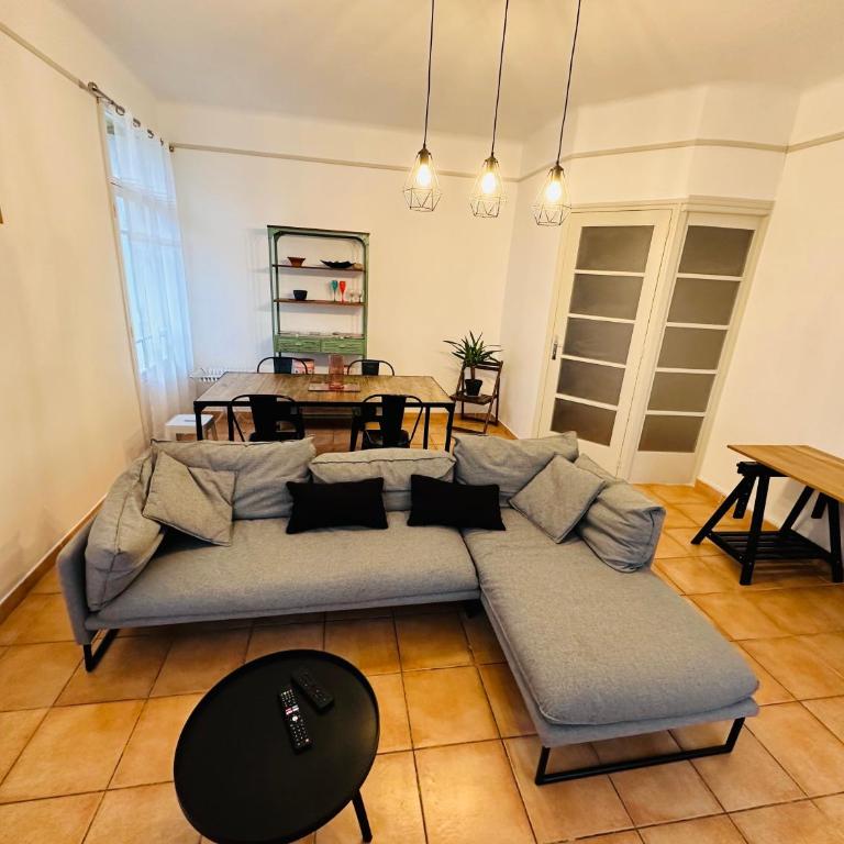 Appartement Lumineux et Spacieux 2 Chambres avec Parking Gratuit dans la Rue - Appartamento con 2 Camere da Letto - 2
