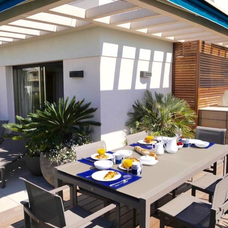 ALBION - Luxurious 3 bedrooms large terrace parking AC - Appartement 3 Chambres - 12