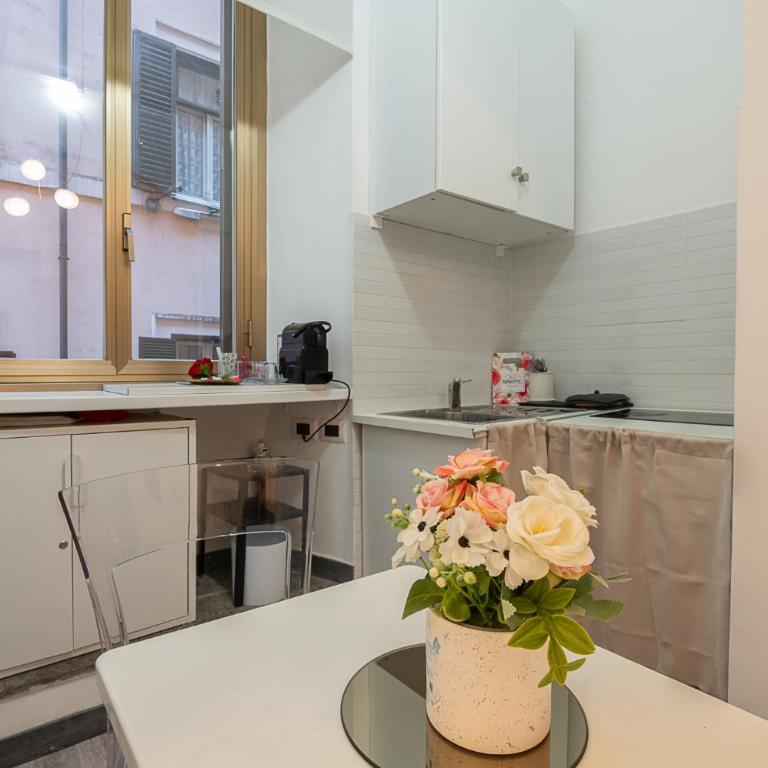 Cairoli 1 House G&B colisée - One-Bedroom House - 13