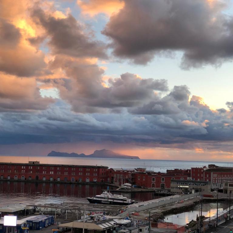 Marina SKY 8 - Camera Tripla Deluxe con Vista Mare - 26