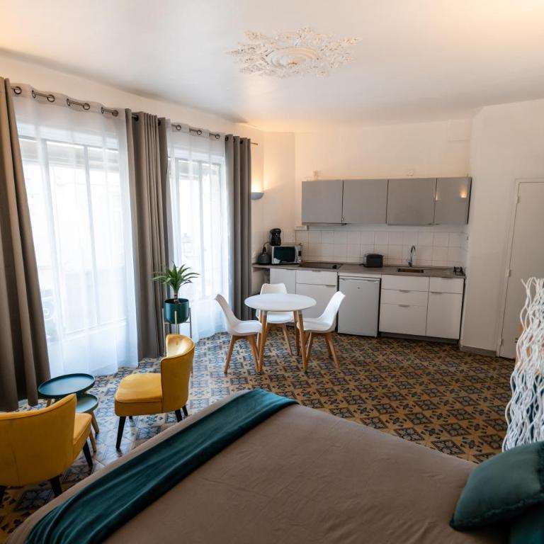 Résidence Touristique Béziers Hyper Centre : A la Ville de Florence - Apartment mit 1 Schlafzimmer - 5