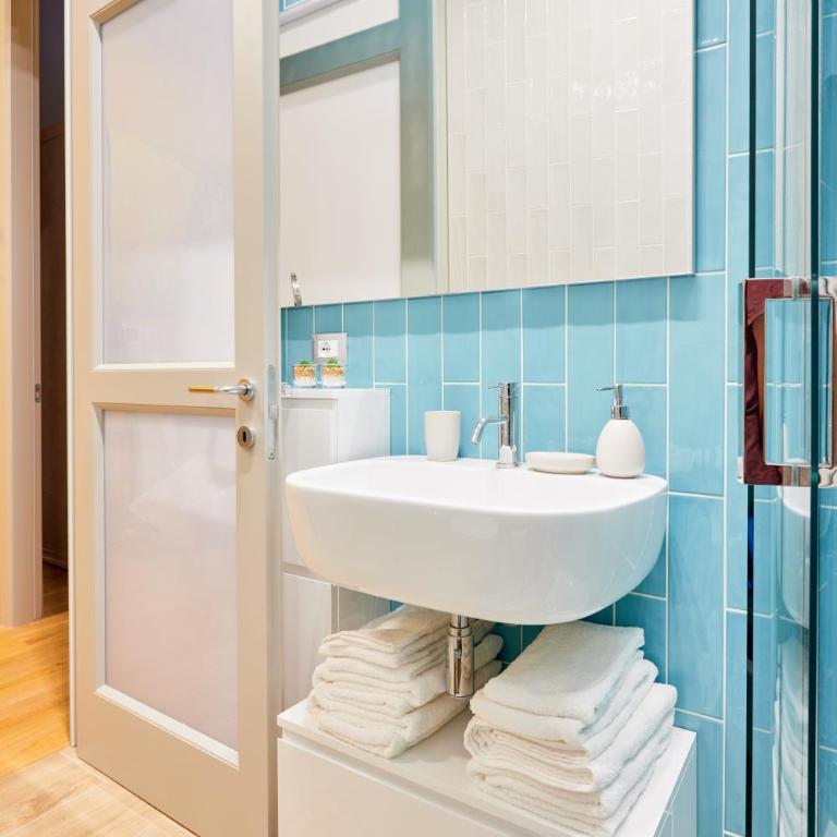 Central and Comfy Apartment free Netflix and Disney plus - One-Bedroom Apartment - 7