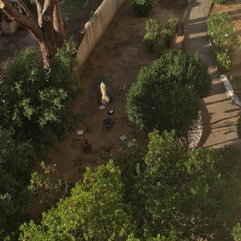 T3, 2ch, classé 3,parking gratuit sur place à 600m de la plage, des commerces ,du port proche st tropez - Appartement 2 Chambres - 38