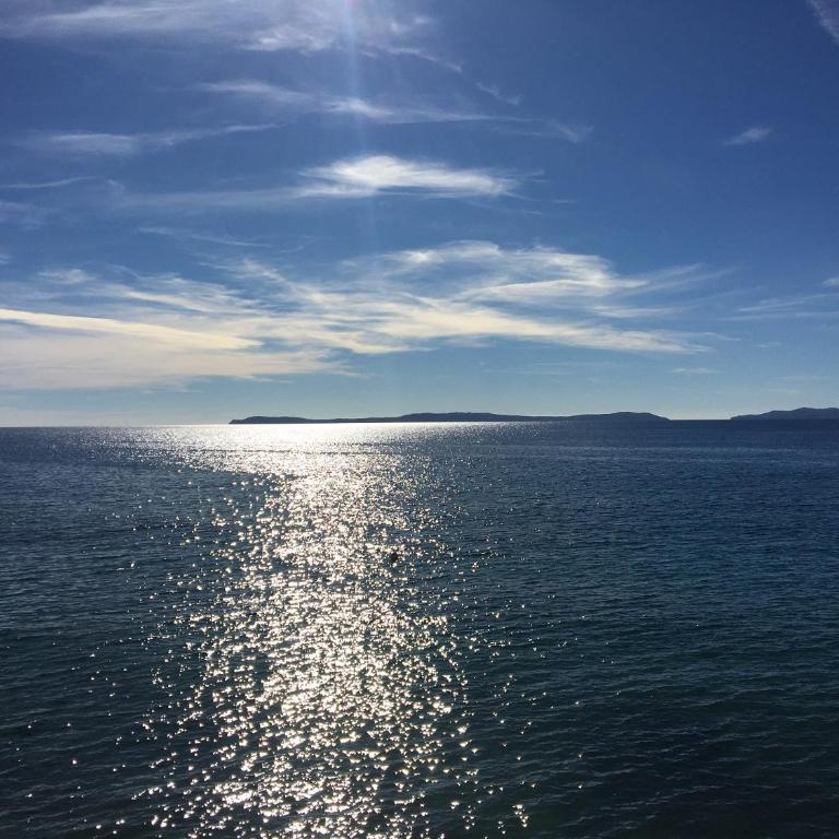 T3, 2ch, classé 3,parking gratuit sur place à 600m de la plage, des commerces ,du port proche st tropez - Appartement 2 Chambres - 40