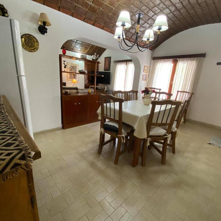 CASA "GUILLE" pleno centro, 200mts de peatonal y 300mts de la playa - Two-Bedroom House - 28