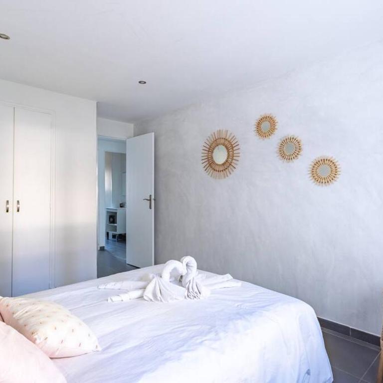 T3 Parc des oiseaux- Clim-Wifi- 5min plage et gare - Two-Bedroom Apartment - 9