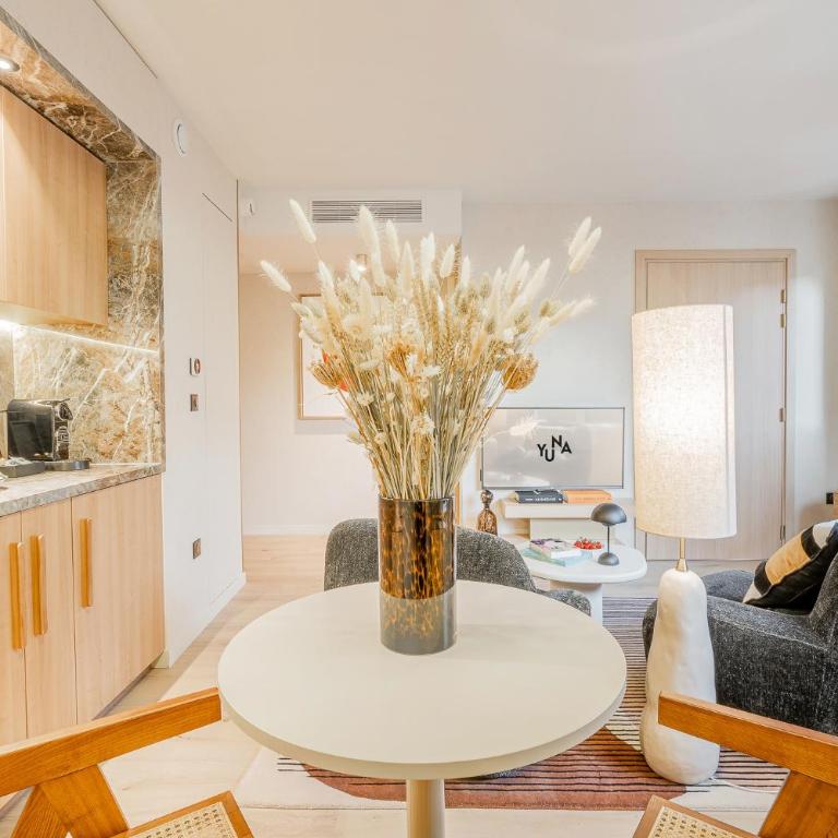 Yuna Porte-Maillot - ApartHotel - Appartement 1 Chambre Deluxe - 35 m² - 4