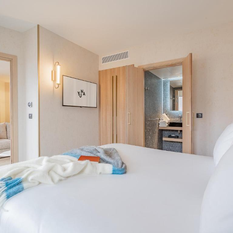 Yuna Porte-Maillot - ApartHotel - Appartement Premium 1 Chambre avec Balcon - 35 m² - 7