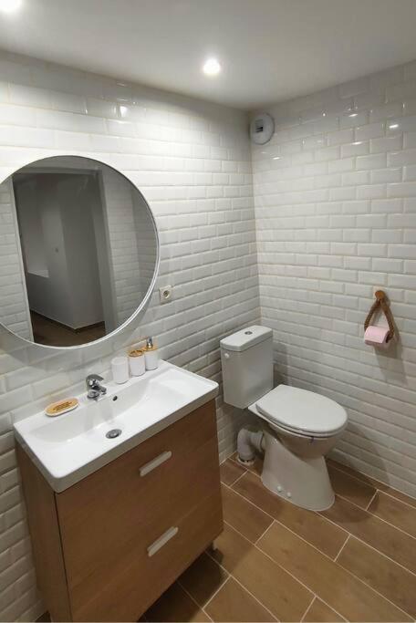 Appartement au cœur du village, climatisé avec extérieur - Apartamento de 1 dormitorio - 11