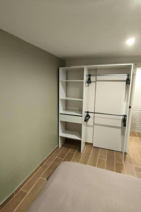 Appartement au cœur du village, climatisé avec extérieur - Apartamento de 1 dormitorio - 8