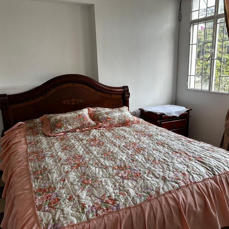 Apto cerca a Clínica del Olaya, candelaria y centro ciudad - Apartamento de 1 dormitorio - 2
