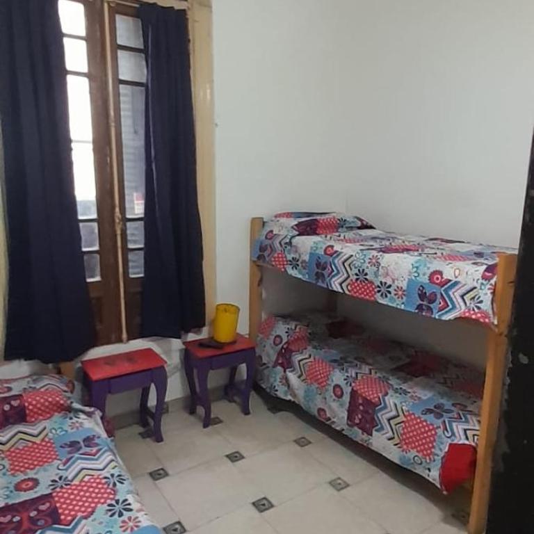 Hospedaje La Rana - Habitación Triple Básica con baño compartido - 2