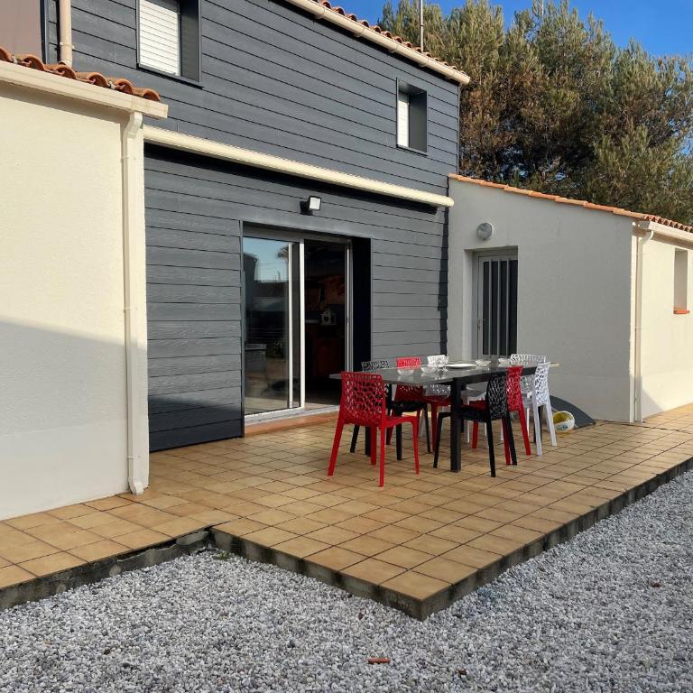 Maison spacieuse à 350m de la plage, 5 chambres, calme - FR-1-323-489 - Casa - 10