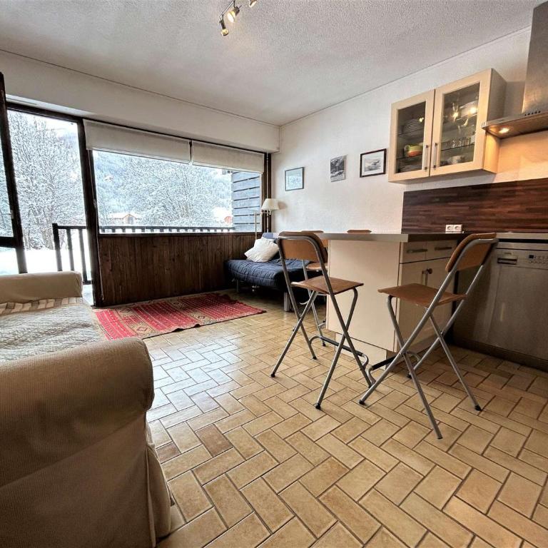 Studio au Monêtier-les-Bains avec balcon, parking et proche des pistes pour 4 personnes - Appartement 1 Chambre - 5