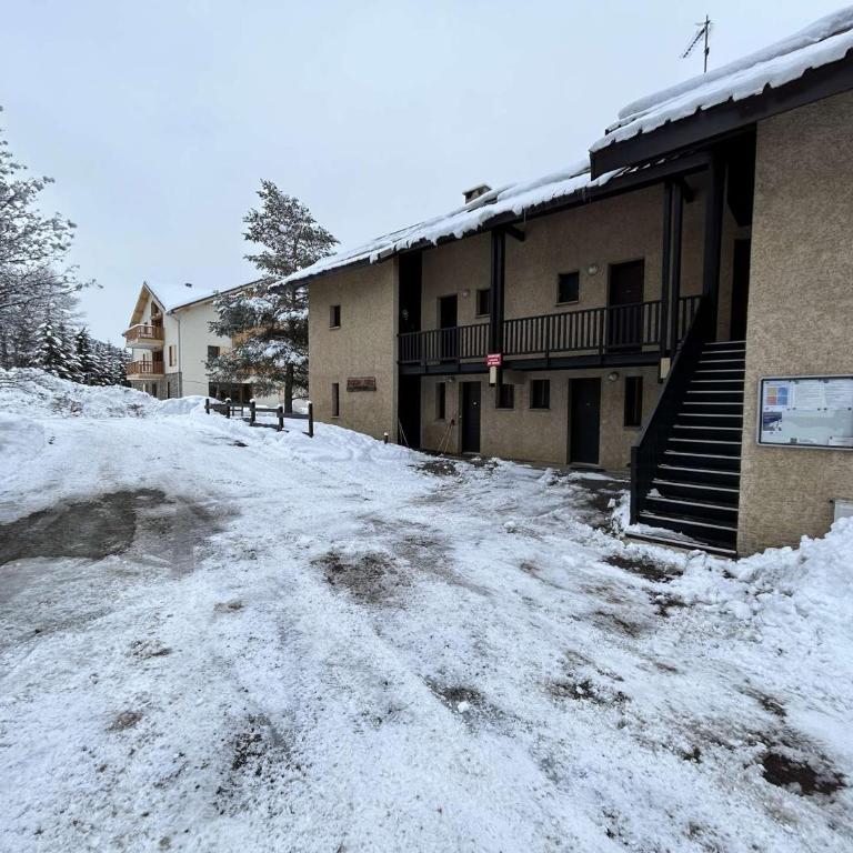 Studio au Monêtier-les-Bains avec balcon, parking et proche des pistes pour 4 personnes - Appartement 1 Chambre - 13
