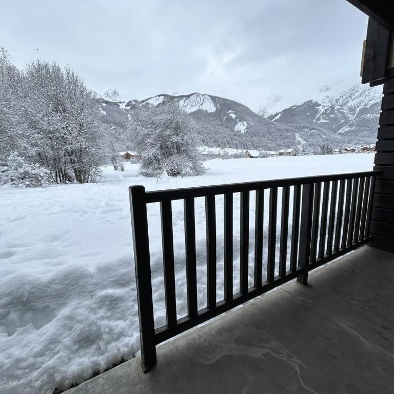 Studio au Monêtier-les-Bains avec balcon, parking et proche des pistes pour 4 personnes - Appartement 1 Chambre - 14