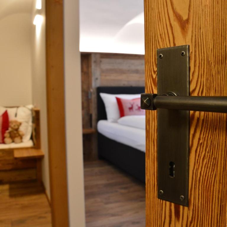 Appartements Rienzner - Appartamento Familiare (4 Adulti + 2 Bambini) - 6