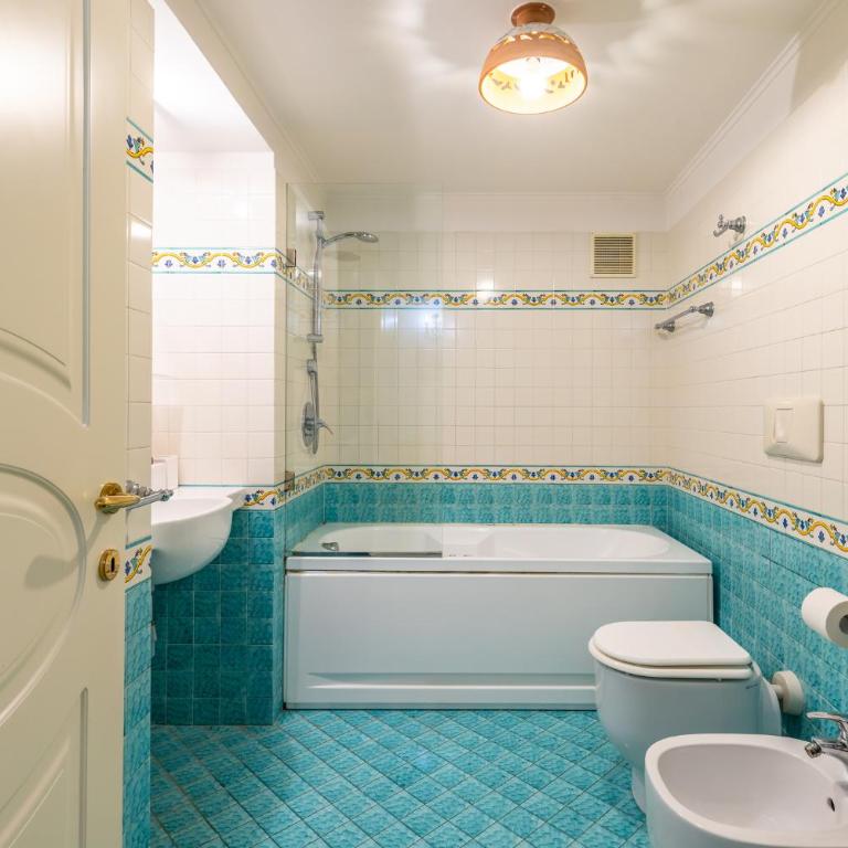 Santa Chiara Charming House with Terrace at Historical Center - One-Bedroom Apartment with Terrace - 43