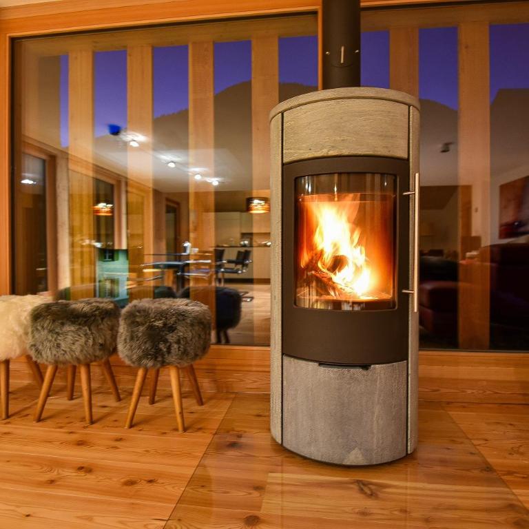 Fantastic renovated Chalet in the heart of Alps - Chalet - 2