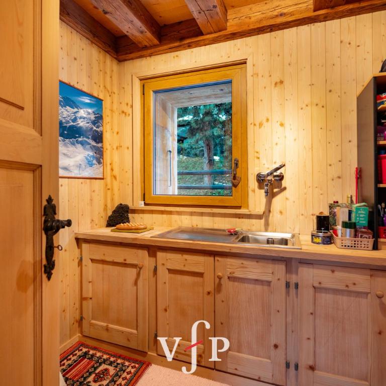 L'Alouvy Winter Dream Chalet for Family at Verbier - Chalet - 8