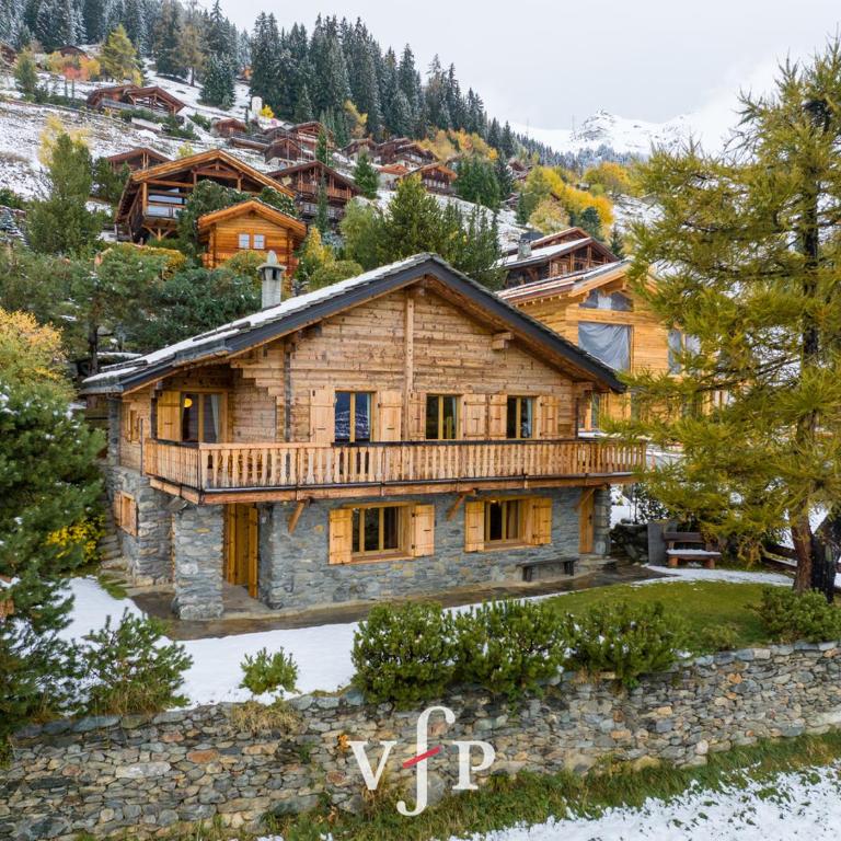 L'Alouvy Winter Dream Chalet for Family at Verbier - Chalet - 1