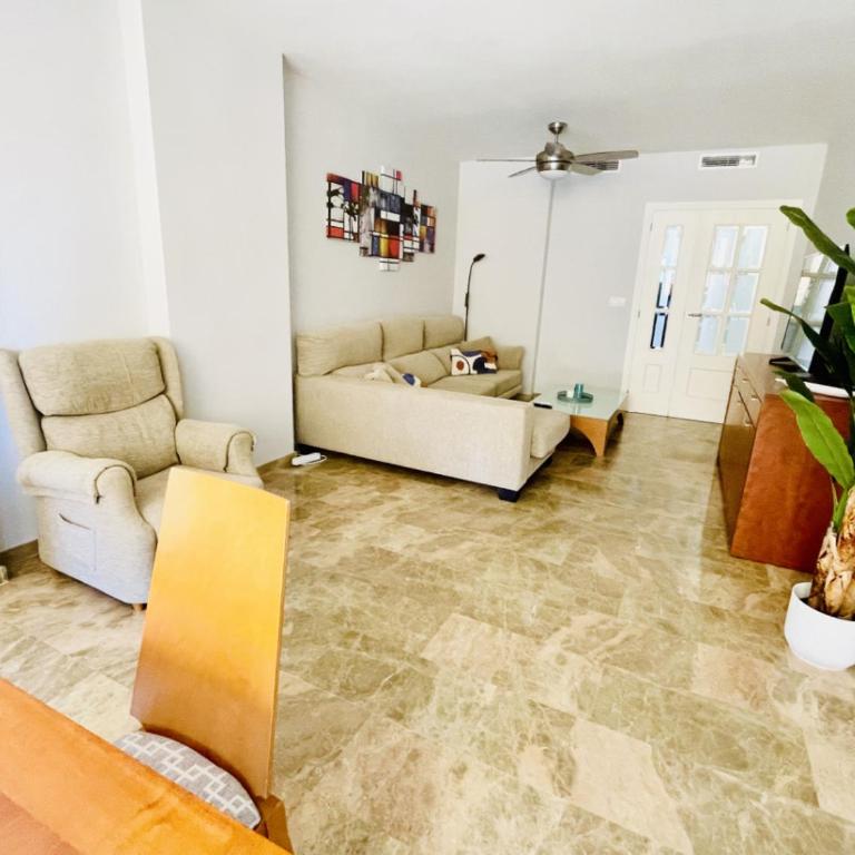 Apartamento Playa de Poniente Benidorm - Torre dos Calas - Three-Bedroom Apartment - 6