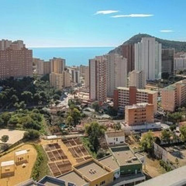 Apartamento Playa de Poniente Benidorm - Torre dos Calas - Three-Bedroom Apartment - 33