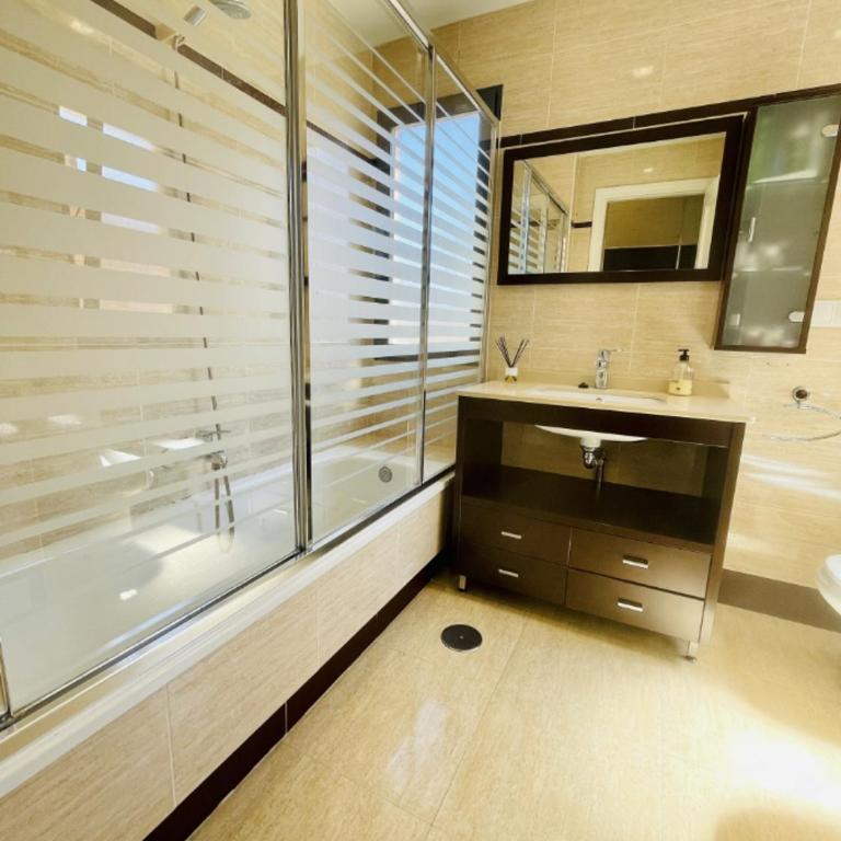 Apartamento Playa de Poniente Benidorm - Torre dos Calas - Three-Bedroom Apartment - 23
