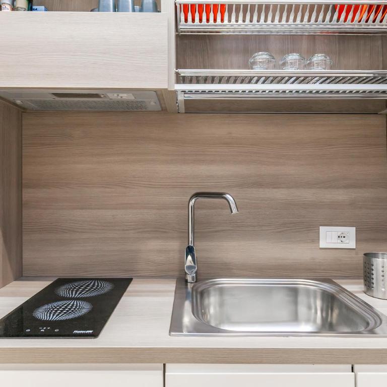 Orange Milano M3 DUOMO 12 min - Appartamento con 2 Camere da Letto - 15