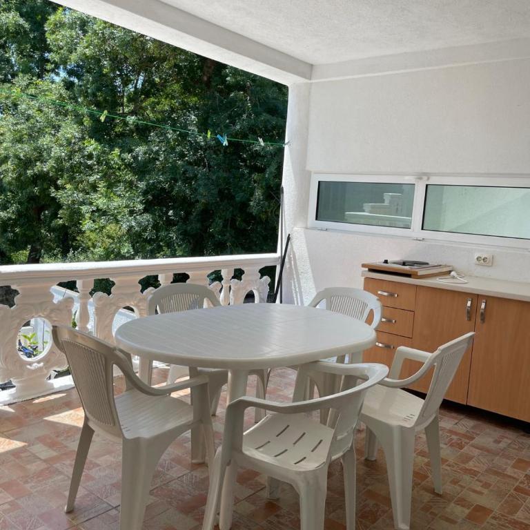 Babulje - One-Bedroom Apartment - 2