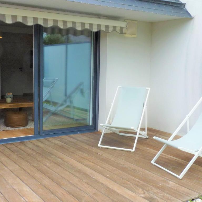 Le GLAZ - 2 à 4 vacanciers - Jardin clos - Petit chien bienvenu - 2 vélos - Plages et Commerces à pied - Appartement 2 Chambres - 17
