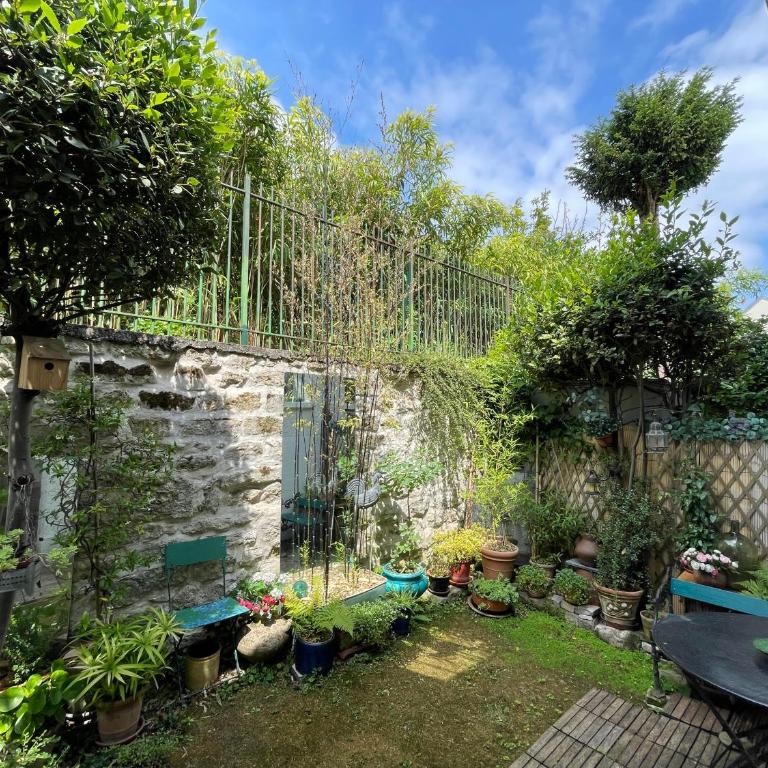 Artist House ; private courtyard, Paris center - Maison de Ville 2 Chambres - 4